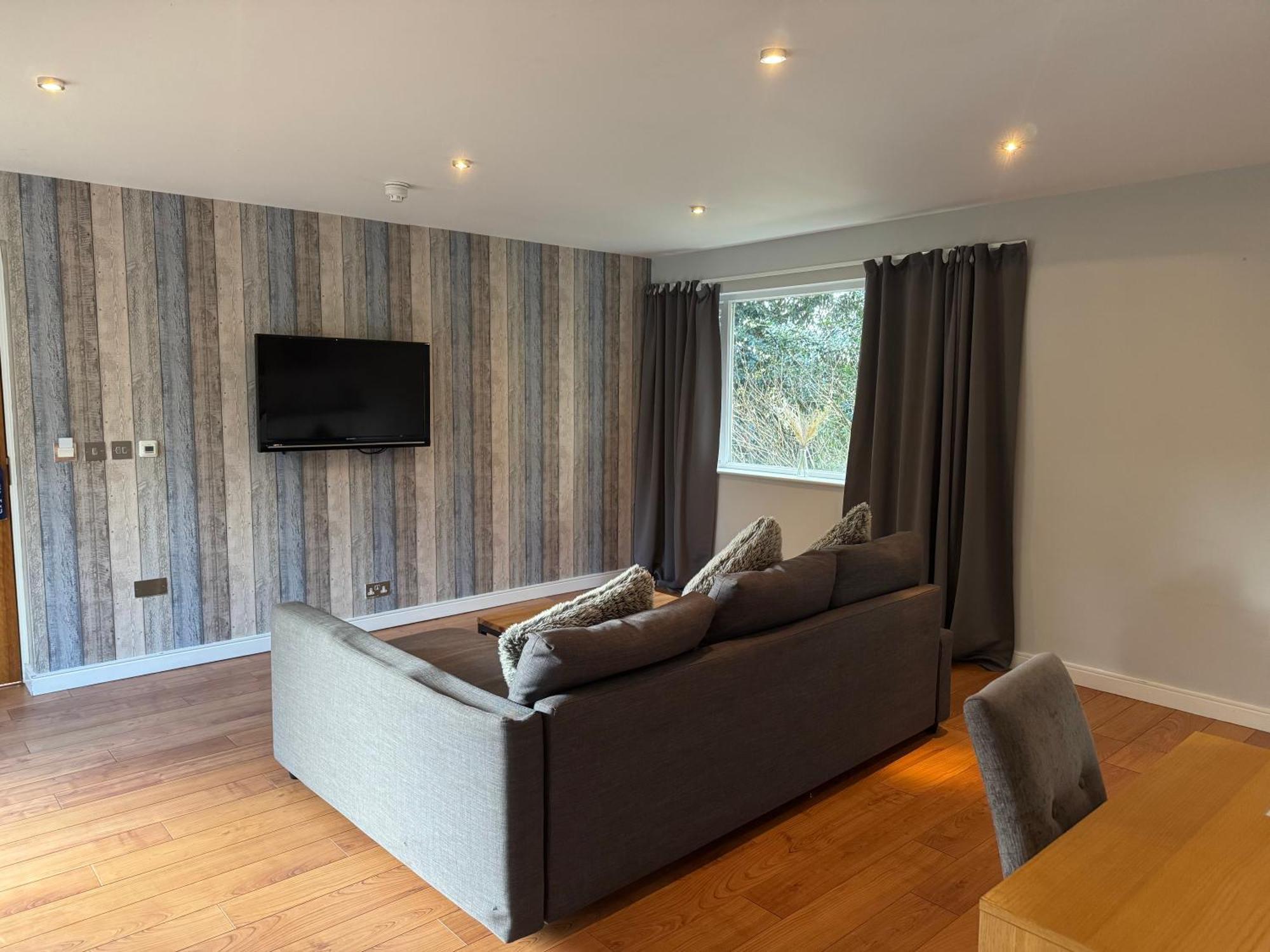 Oaklands Hotel Thorpe St Andrew Экстерьер фото