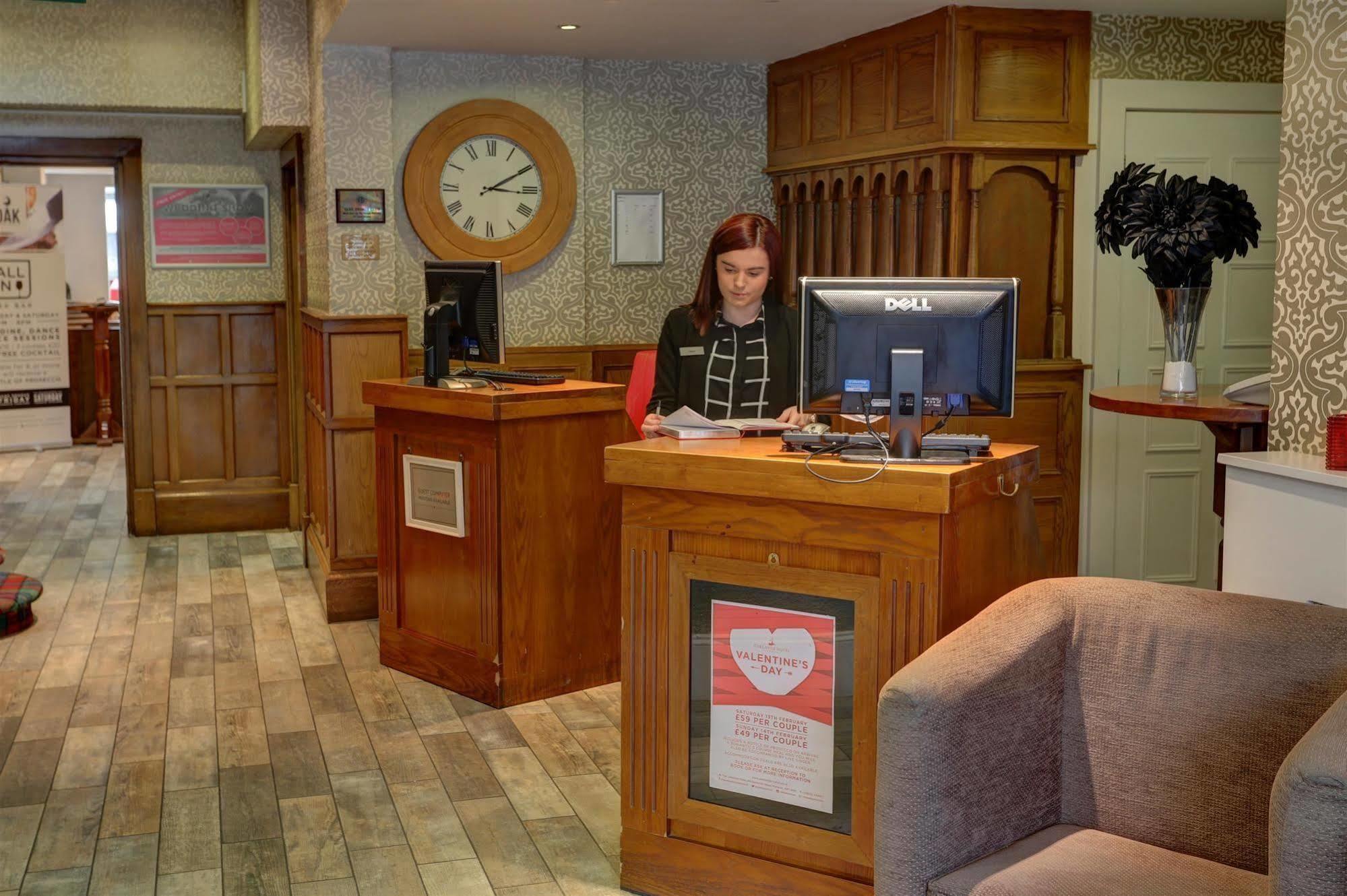 Oaklands Hotel Thorpe St Andrew Экстерьер фото